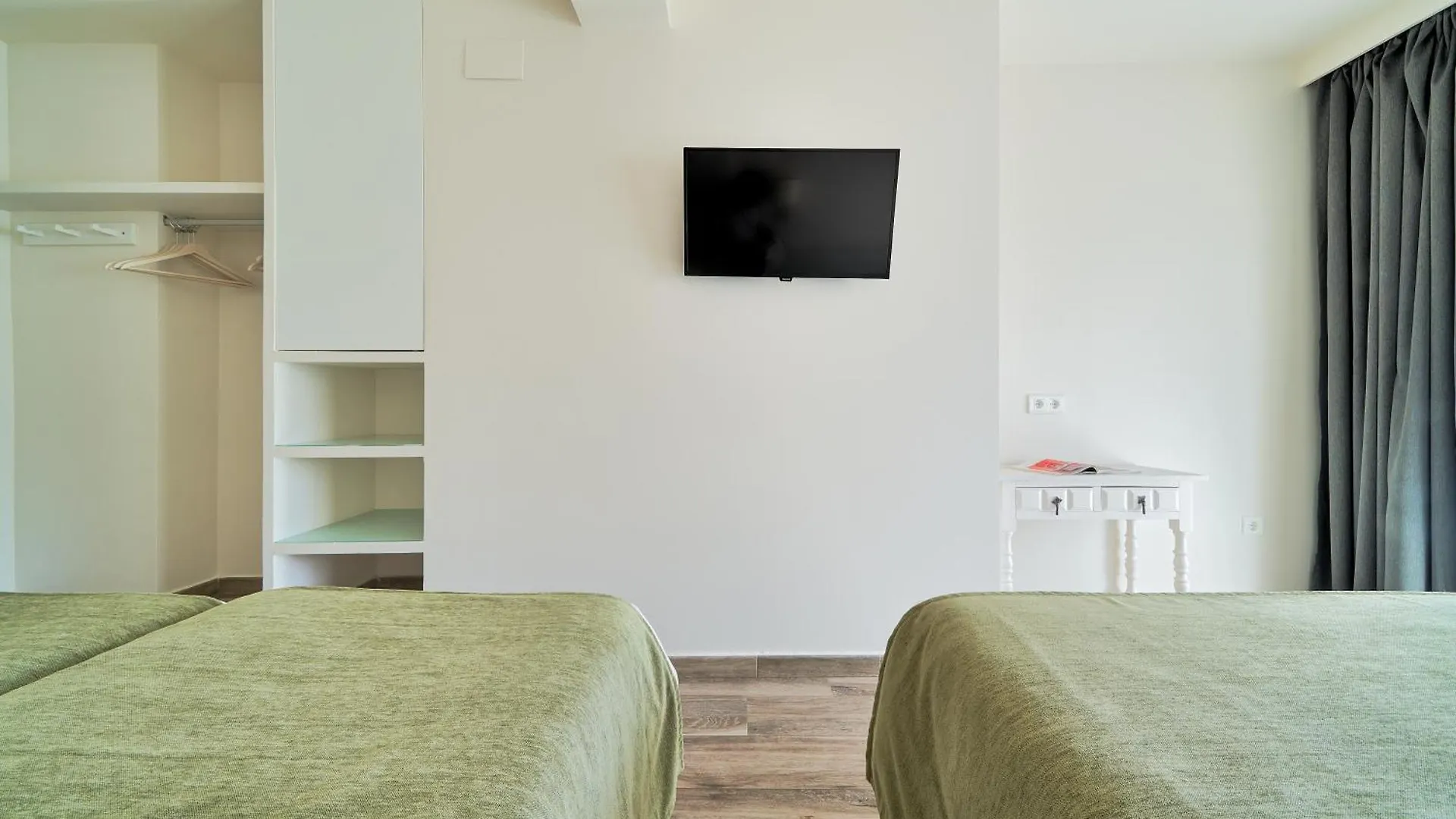 Gasthuis Hostal Sol Y Miel Benalmádena