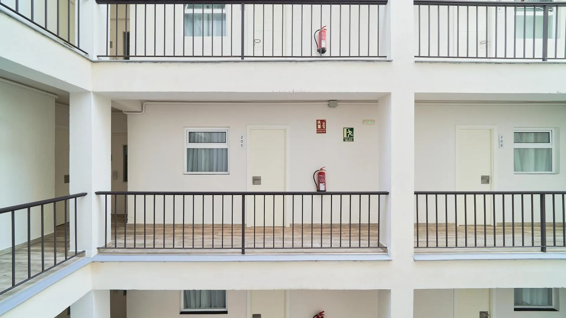 ** Gasthuis Hostal Sol Y Miel Benalmádena Spanje